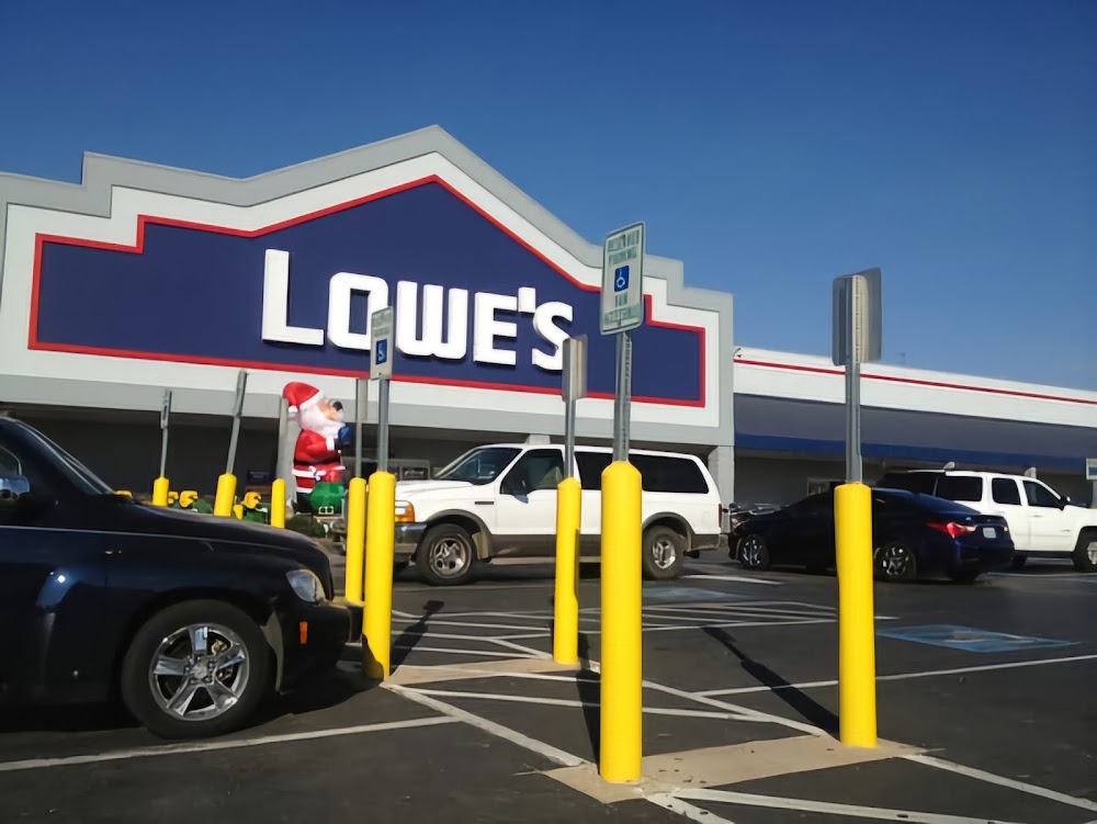 Lowe’s Garden Center